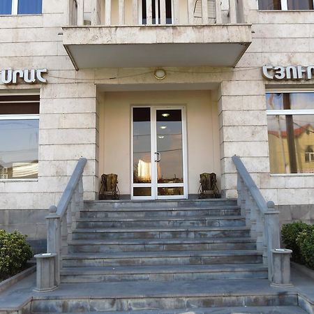 White House Hotel Yerevan Exterior photo