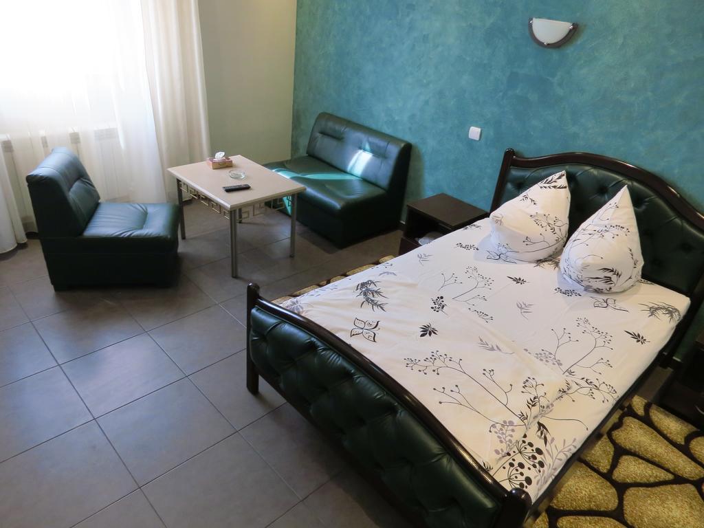 White House Hotel Yerevan Room photo