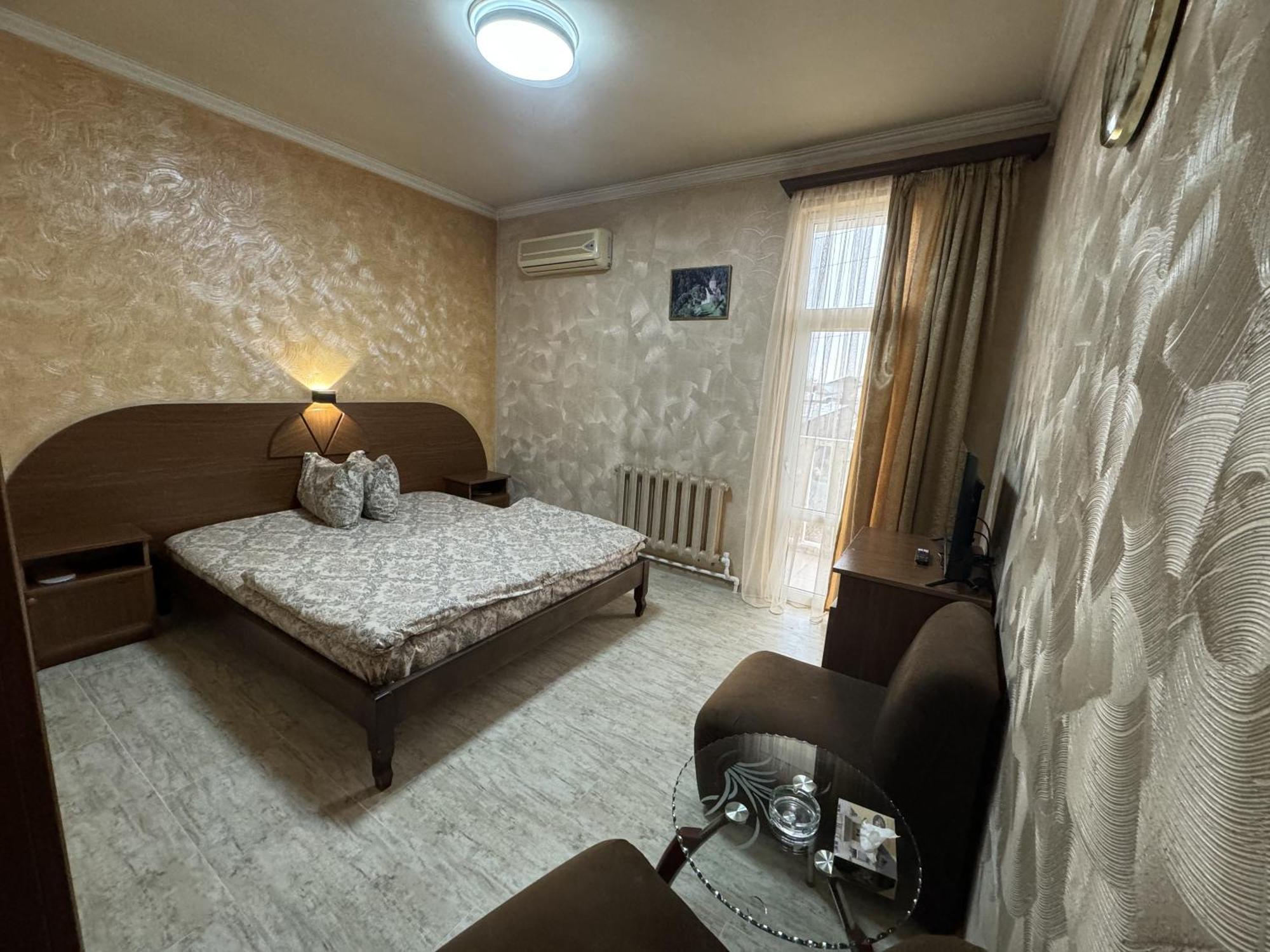 White House Hotel Yerevan Exterior photo