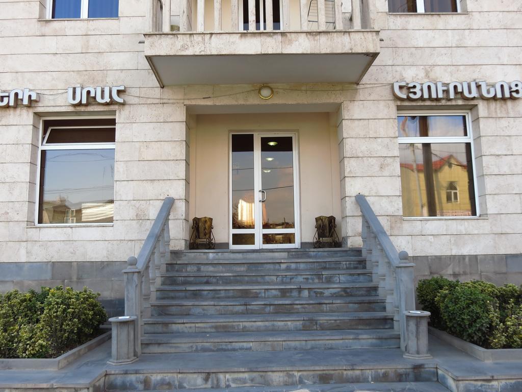 White House Hotel Yerevan Exterior photo
